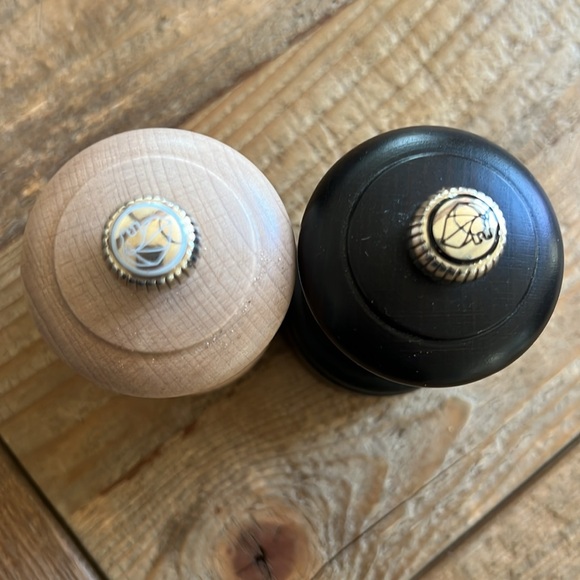 Peugeot Salt & Pepper Grinders MCM Minimalist 4” tall - Picture 3 of 10